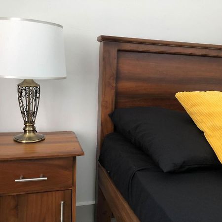City Tower, Luxury 2 Two Bed Seaview Apartment Colombo マウントラビニア エクステリア 写真